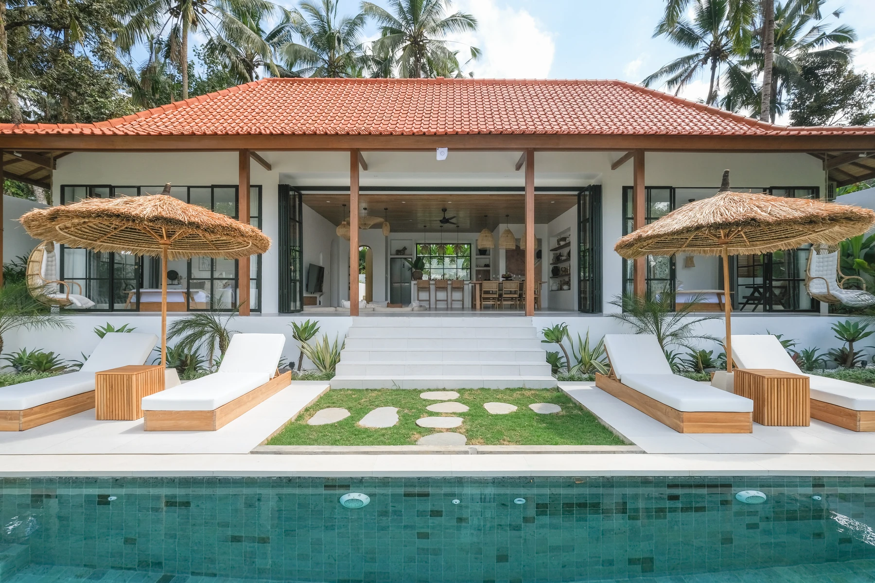 Villa Lestari, piscine